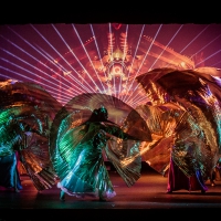 Cabaret de París. Alas